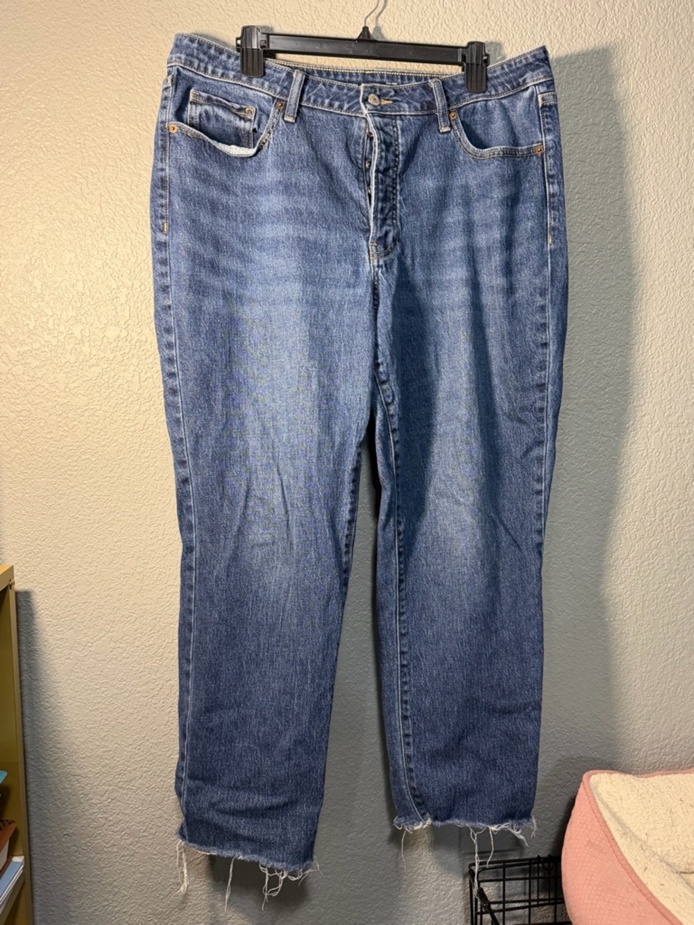 Old Navy High-Rise Straight-Leg Jeans - Medium Wash Blue